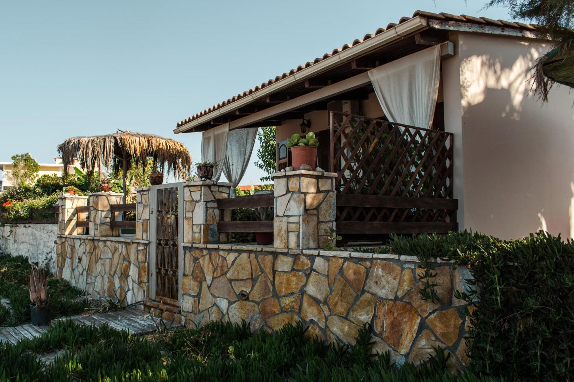 Garden Studios Alykes  Exterior foto